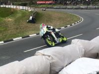 曼岛tt摩托车公路赛,揭秘曼岛TT摩托车公路赛的惊心动魄与传奇历史”