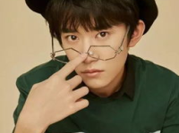 易烊千玺娱乐吃瓜,幕后故事与精彩瞬间