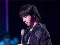 娱乐圈吃瓜华晨宇是谁啊,娱乐圈吃瓜群众心中的音乐才子