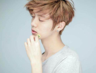 娱乐吃瓜猫鹿晗,娱乐吃瓜猫的时尚之旅